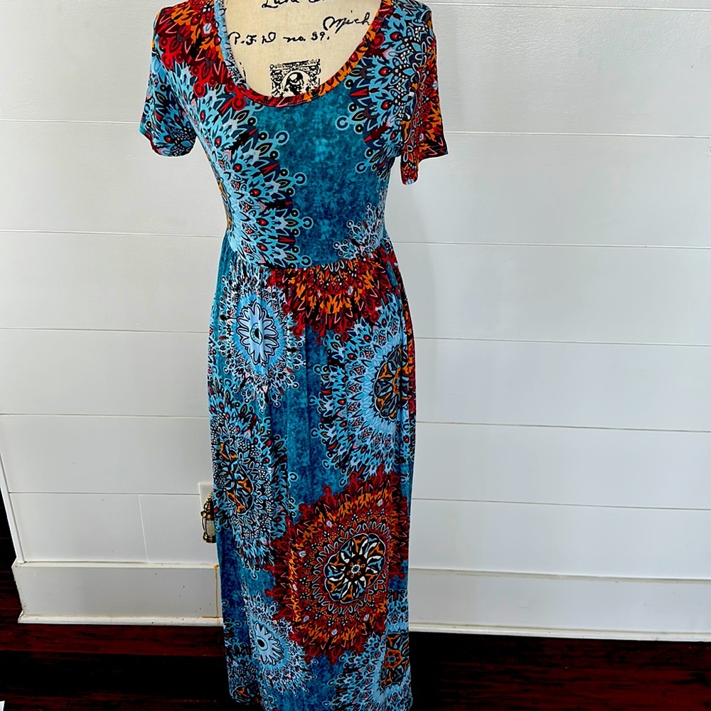 Euovmy Maxi Dress, NWT, Medium